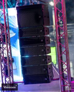 Line Array Wharfedale Pro แขวนบนโครง Truss งาน Zoods Songkran Festival 2026